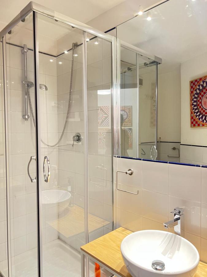 Apartment Colori Di *